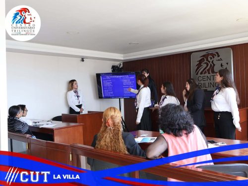 DEL AULA AL EMPRENDIMIENTO TURÍSTICO